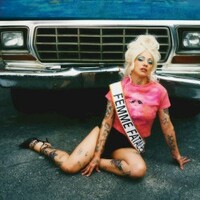 Mon Laferte, Femme Fatale