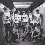 EXO, Love Me Right