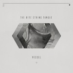 The Kite String Tangle, Vessel
